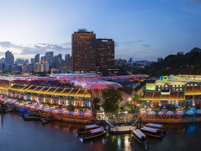 Clarke Quay de nuit
