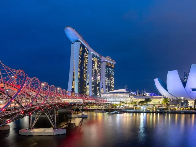 Marina Bay à l'heure bleue