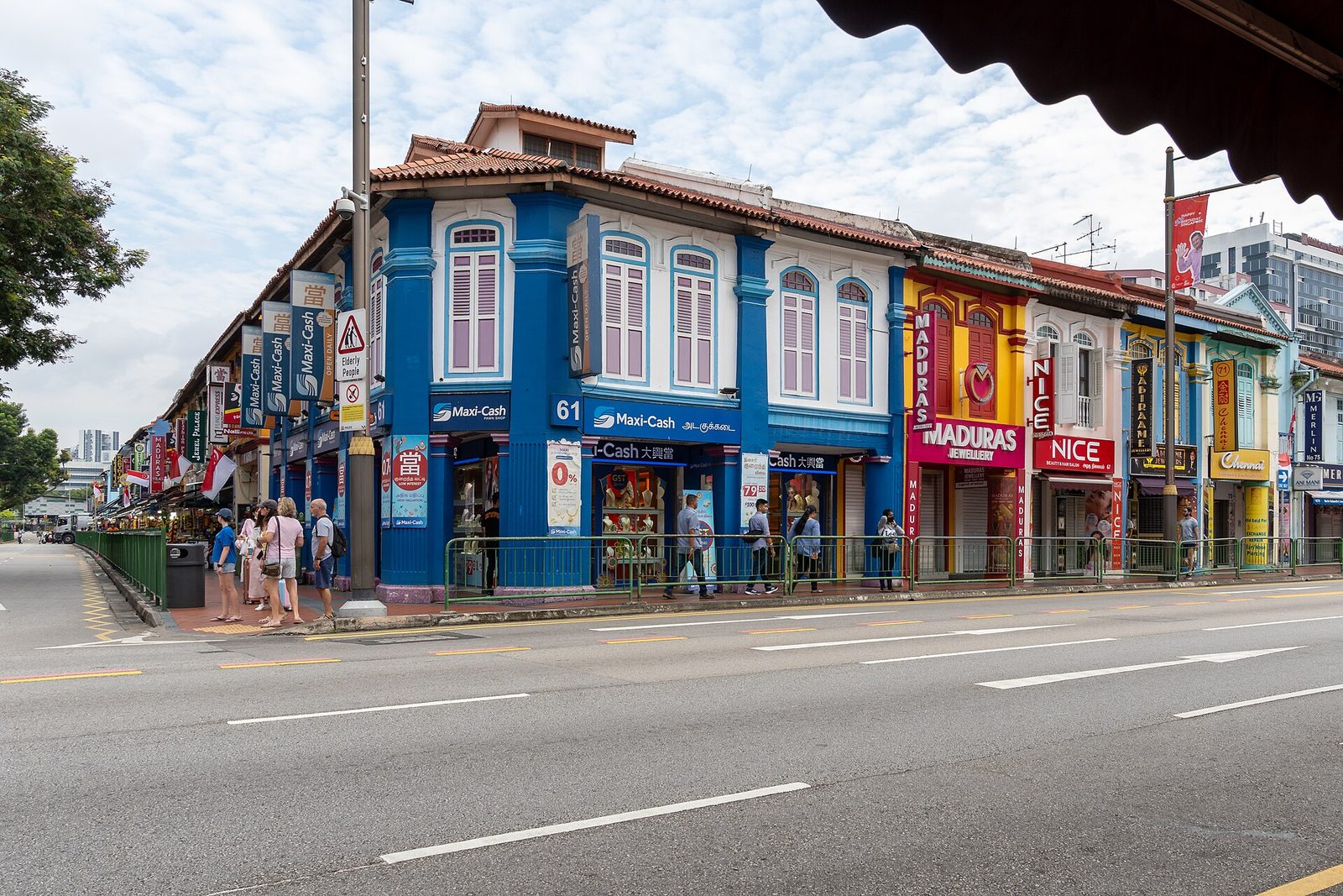 Angle de Buffalo Road et Serangoon Road