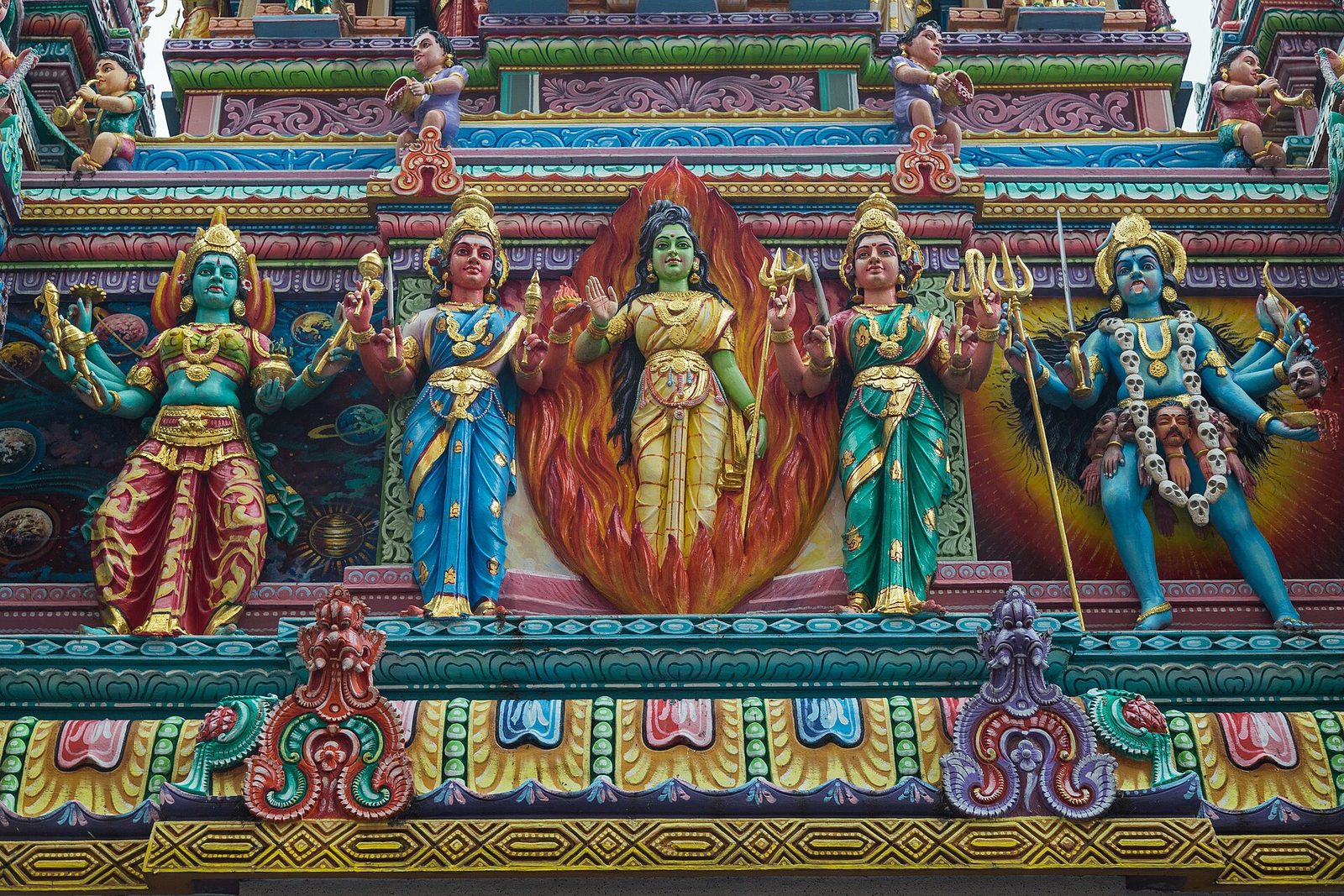 Divinités du temple Sri Veeramakaliamman