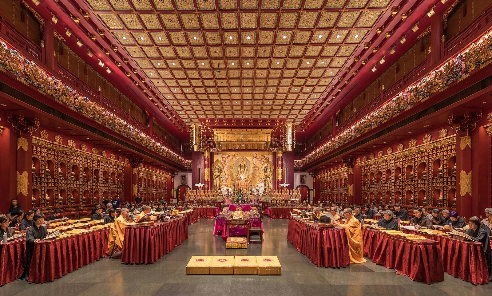 Salle de prière du Buddha Tooth Relic Temple